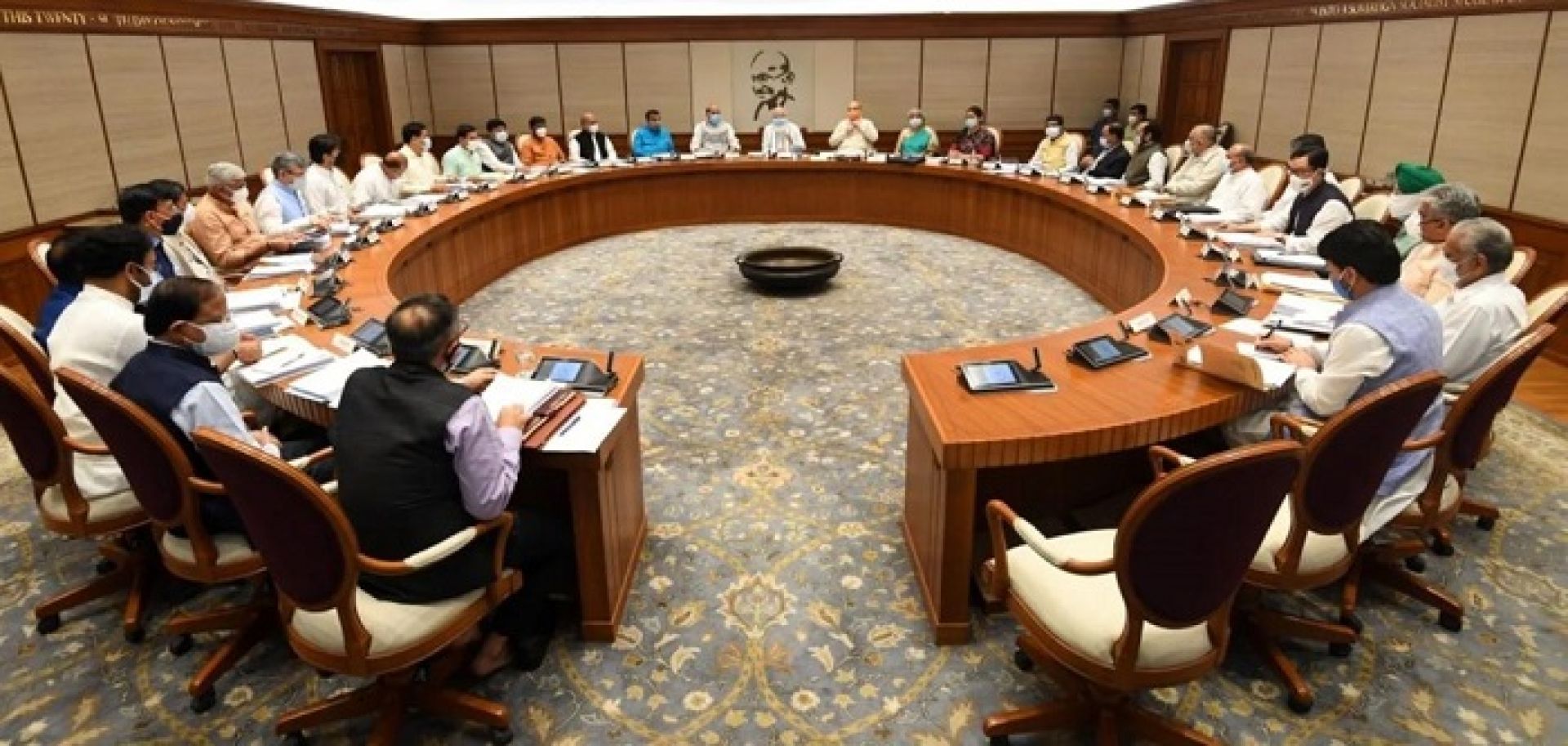 भारतले नेपालबाट १० हजार मेगावाट बिजुली खरिद गर्ने 